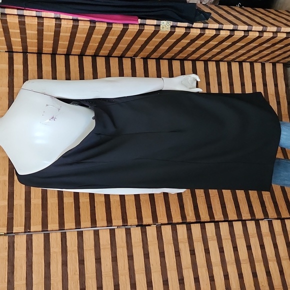 Onyx Nite one shoulder dress - Picture 8 of 11